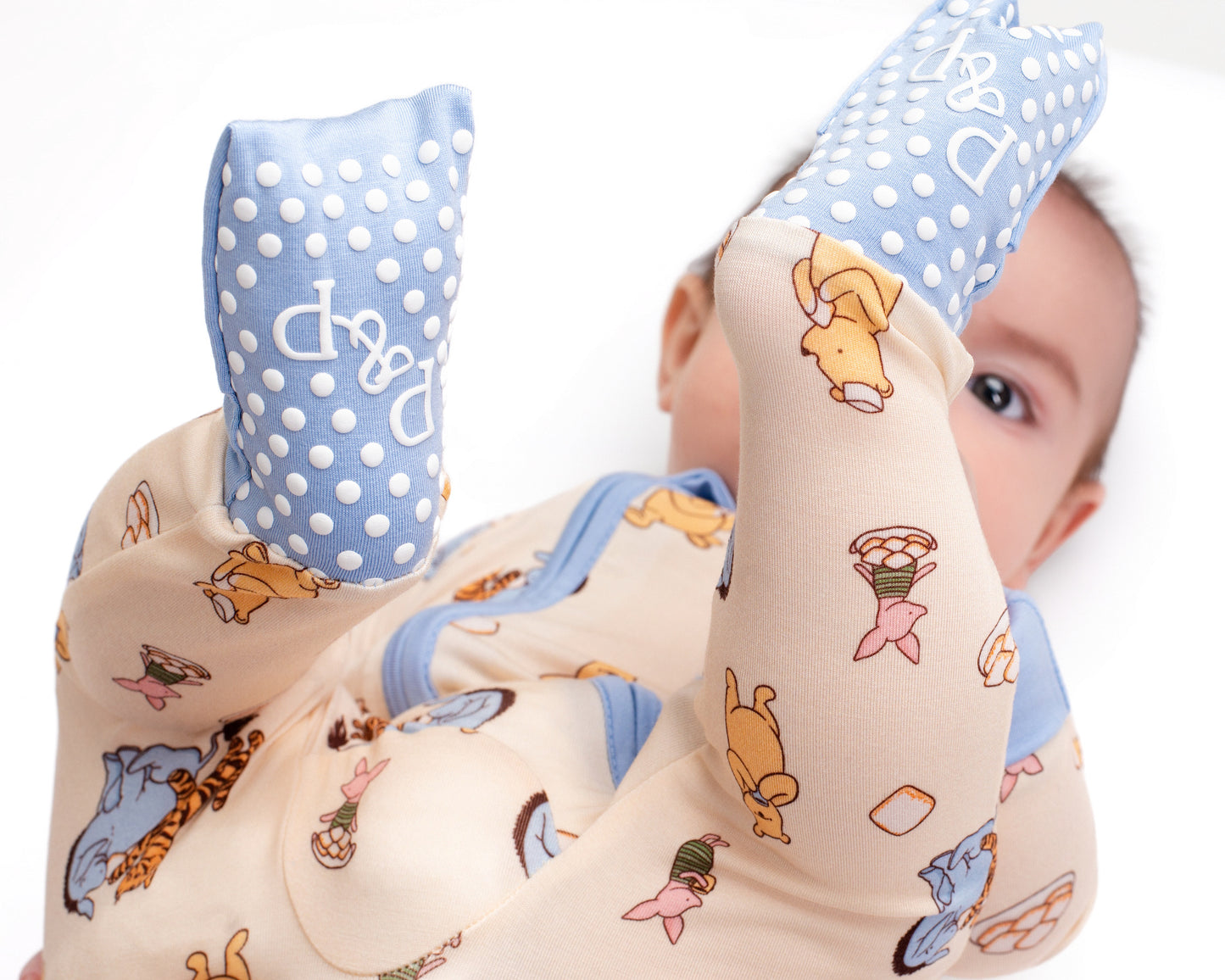 Pooh's Beignet Adventure Bamboo Zip-Up