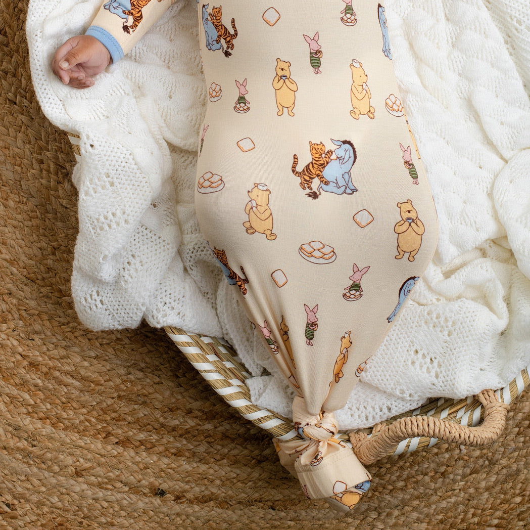 Pooh's Beignet Adventure Sleepy Gown & Beanie Hat