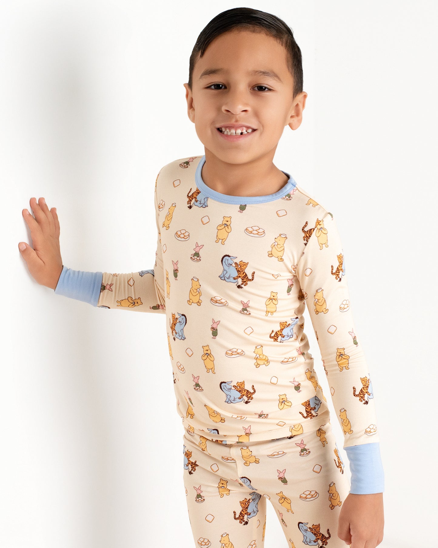 Pooh's Beignet Adventure Bamboo Two-Piece Long Set