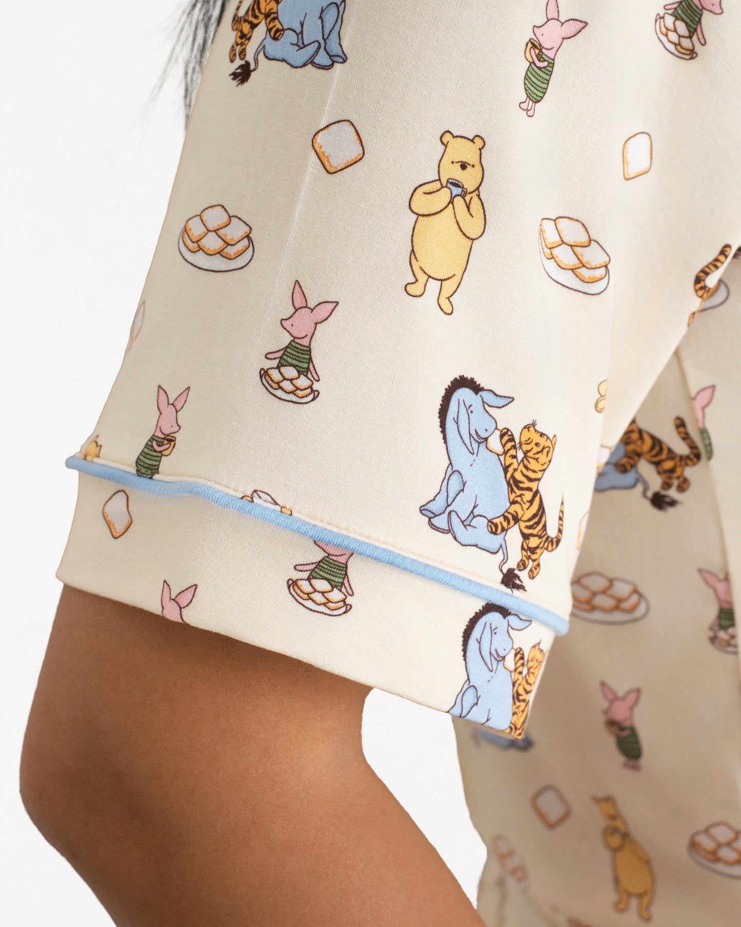 Pooh's Beignet Adventure Women's Short-Sleeve Shirt and Pants Set