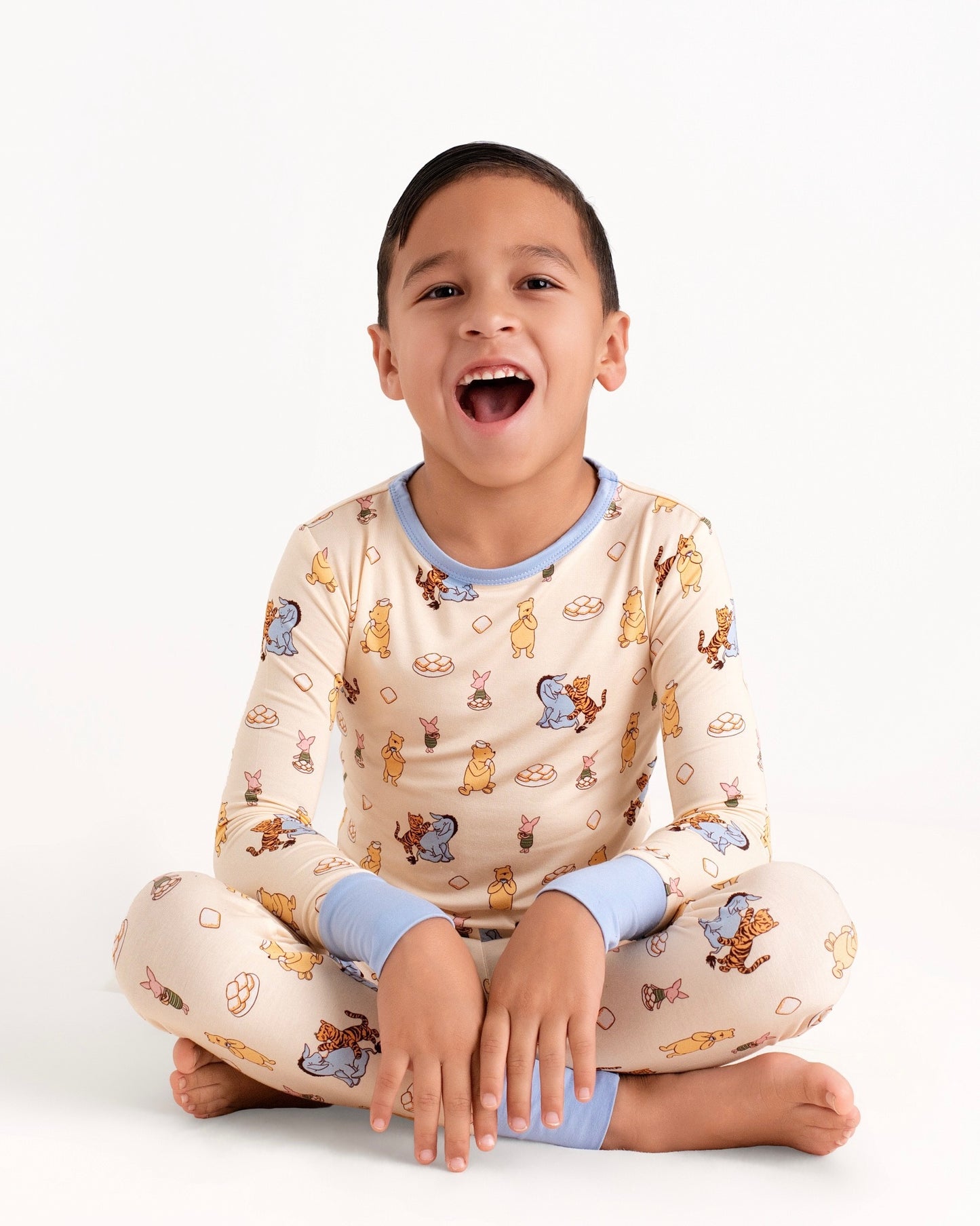 Pooh's Beignet Adventure Bamboo Two-Piece Long Set